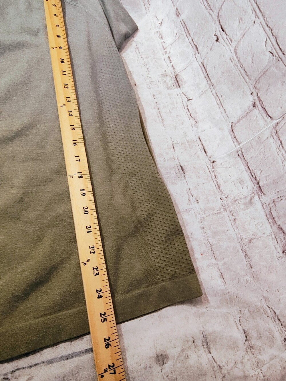 Figs Salta Seamless Under scrub Olive Compression Longsleeve Shirt M - Picture 11 of 13